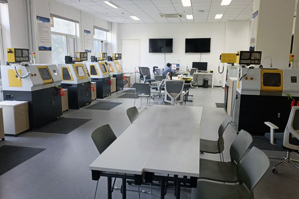 XK200桌面型數(shù)控銑床應(yīng)用案例